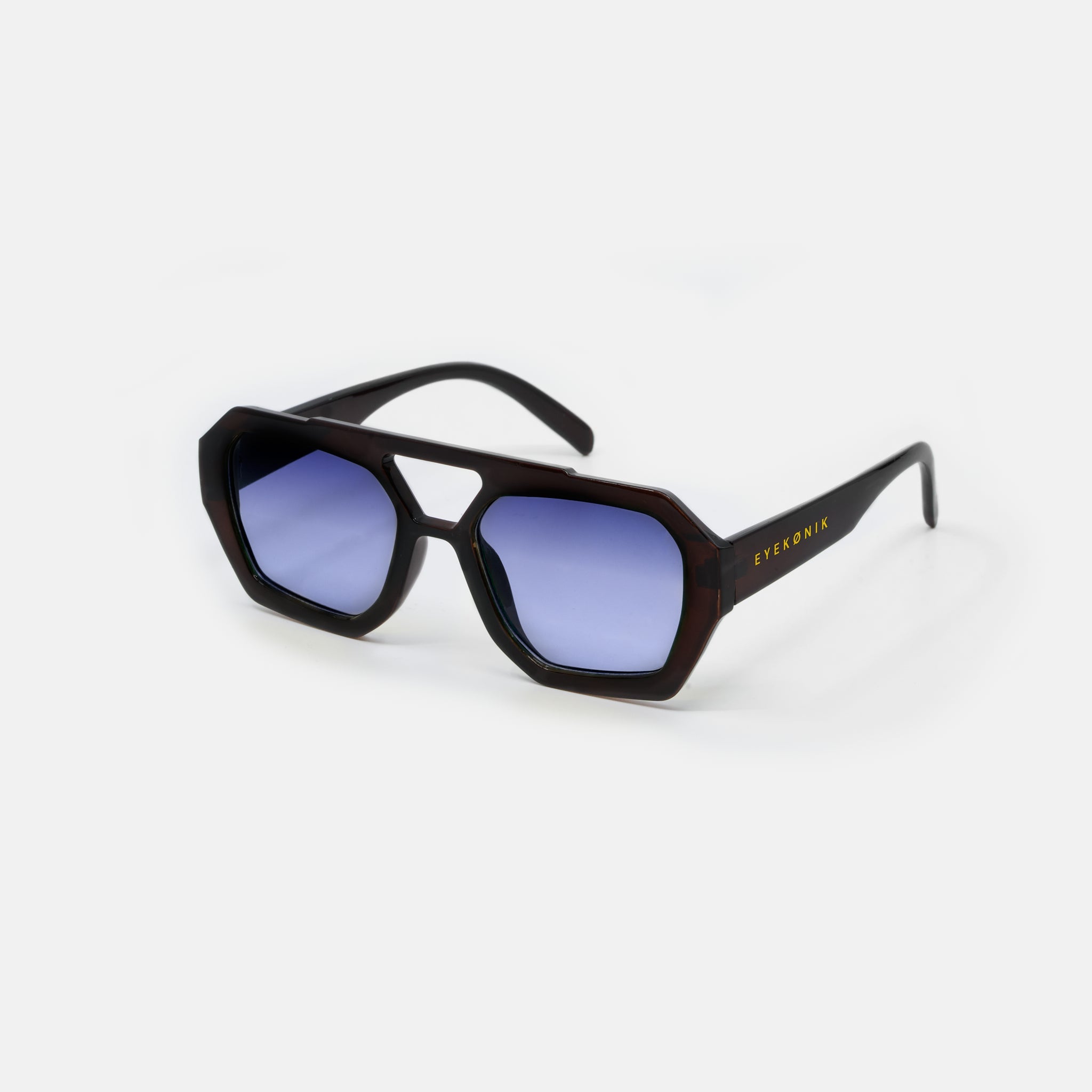 ELLE | Mocha Ocean